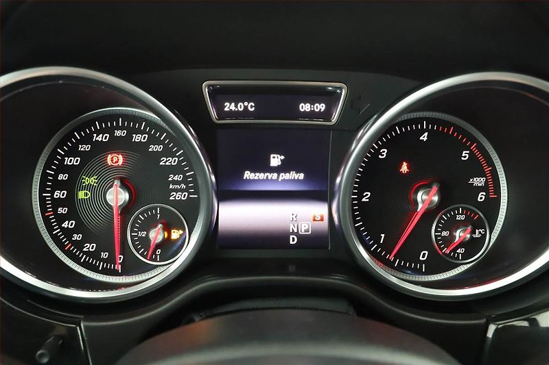 Mercedes-Benz GLE (2018) 350 d 4MATIC - fotka 8 z 22