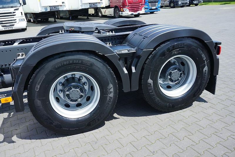Renault (2018) C 520 / EURO 6 / ACC / 6 X 4 / - fotka 46 z 49
