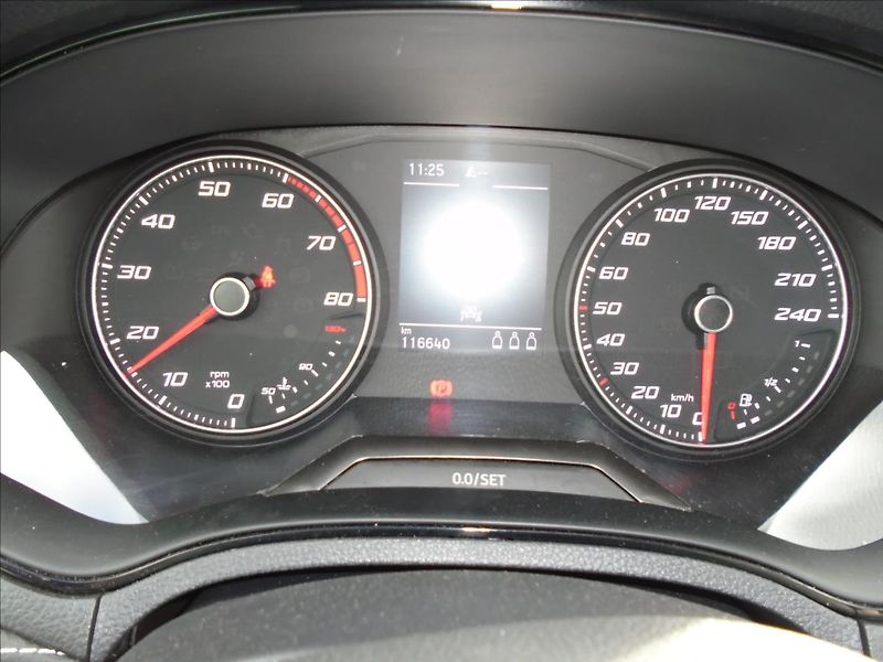 Seat Arona 1,0   1.0.TSI - fotka 24 z 29
