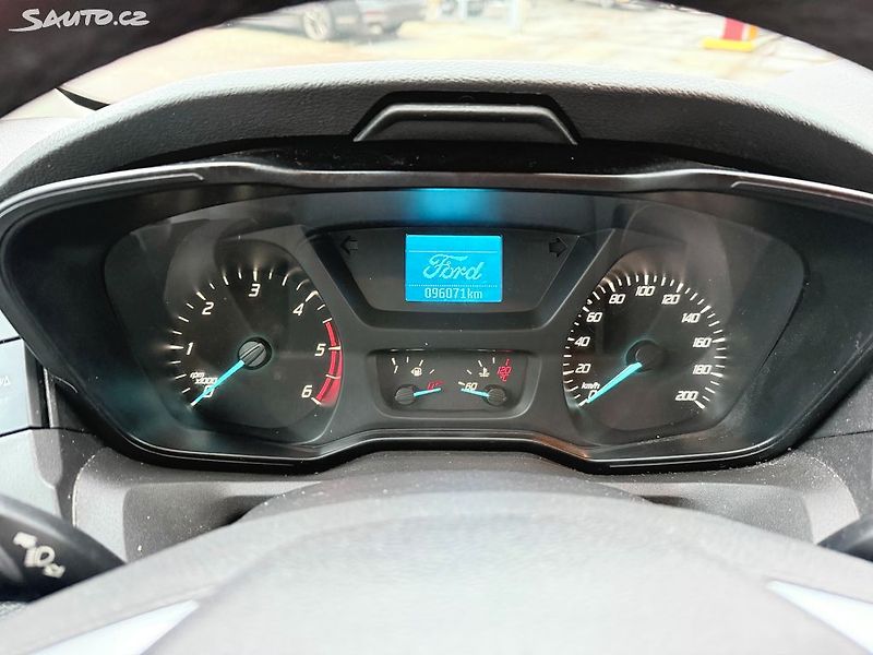 Ford Transit 2.0 L3H2 96kW - fotka 12 z 25