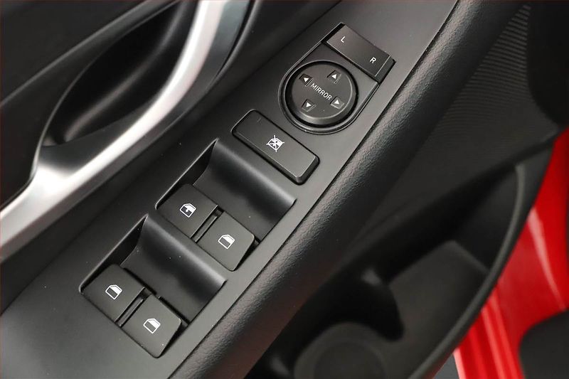 Hyundai i30 (2018) 1.0 T-GDI, Tempomat - fotka 16 z 17