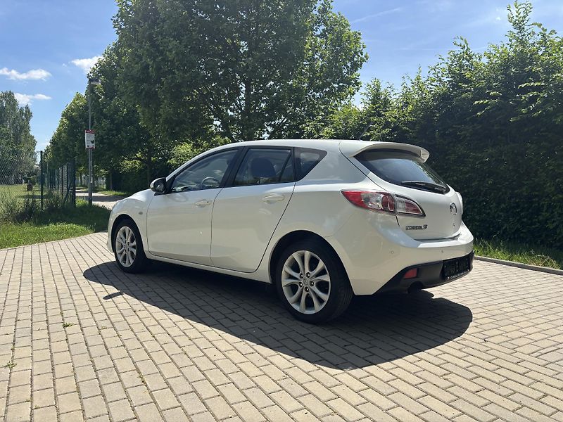 Mazda 3 1.6 Active Plus - fotka 6 z 30