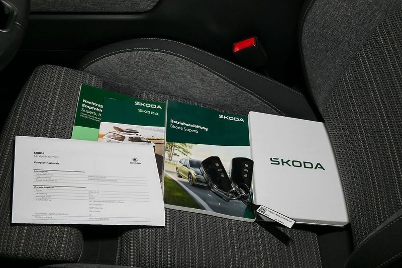 Škoda Superb 2.0 TDI 110kW DSG Matrix Tažné - fotka 31 z 31