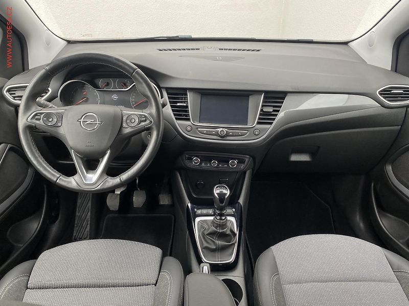 Opel Crossland (2023) 1.2 T, Elegance, LED, kamera - fotka 8 z 17