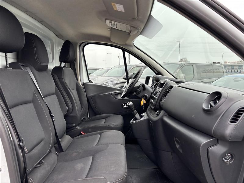 Renault Trafic 2,0 Ecoline 88kW L1 - fotka 16 z 33