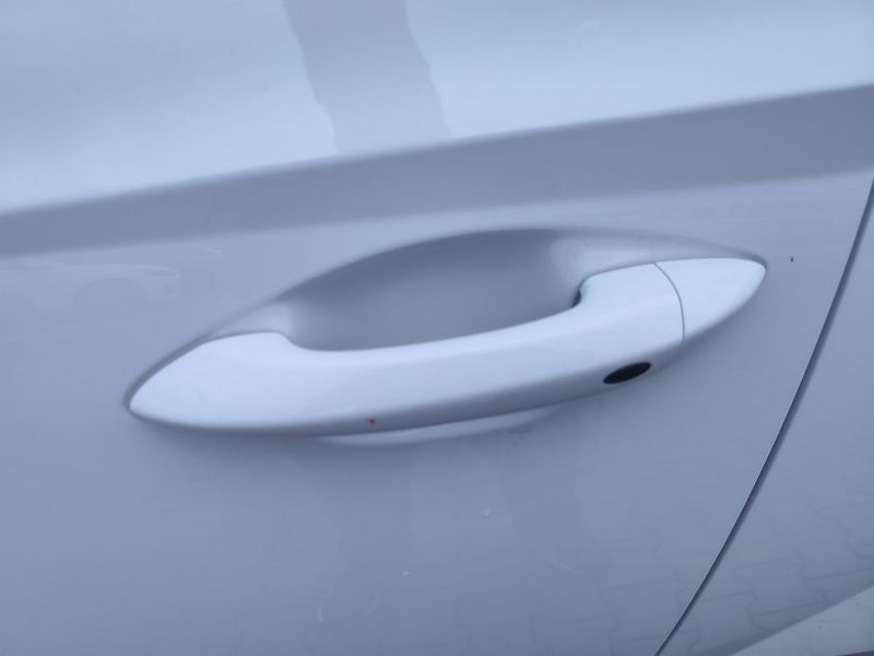 Hyundai Tucson 1.6 T-GDI/196kW Style PRM PHEV - fotka 12 z 41