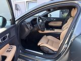 Volvo V60 T8 AWD ULTRA DARK // 335 kW - náhled 10
