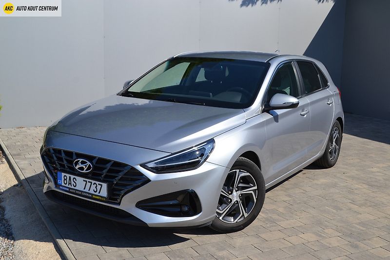 Hyundai i30 1.0T-GDI SMART ALU16 - fotka 1 z 49