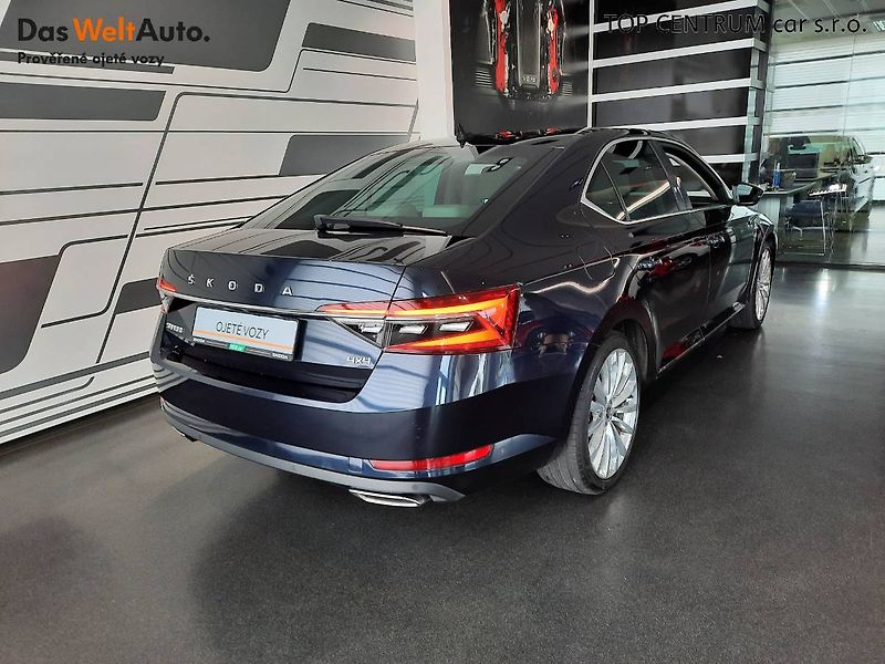 Škoda Superb (2020) Laurin&Klement 2.0 TSI 4x4 (20 - fotka 2 z 30