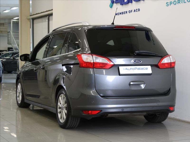 Ford Grand C-MAX 2,0 TDCI 110kW 7-míst 126tkm. - fotka 3 z 19