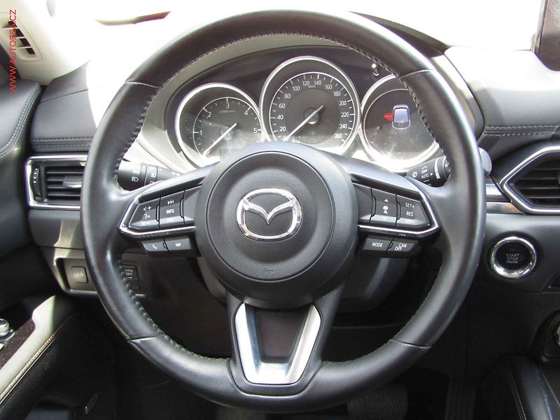 Mazda CX-5 (2017) 2.2D 4x4, ČR, AT, navi - fotka 14 z 22