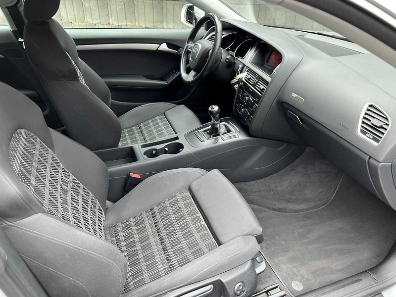 Audi A5 coupé 2.0 TFSi 132 kW BBS R19 - fotka 6 z 16