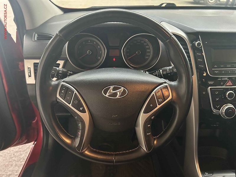 Hyundai i30 (2015) 1.6CVVT, ČR - fotka 14 z 14