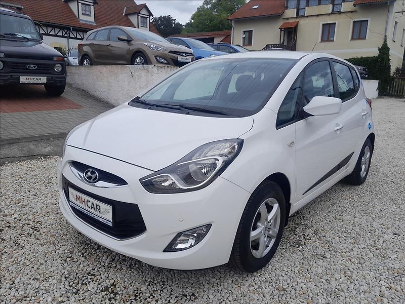 Hyundai ix20 1,4i16V 66 kW - fotka 3 z 48