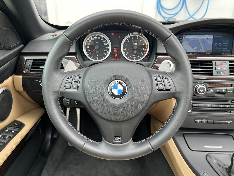 BMW M3 Perfektní Stav - fotka 12 z 21