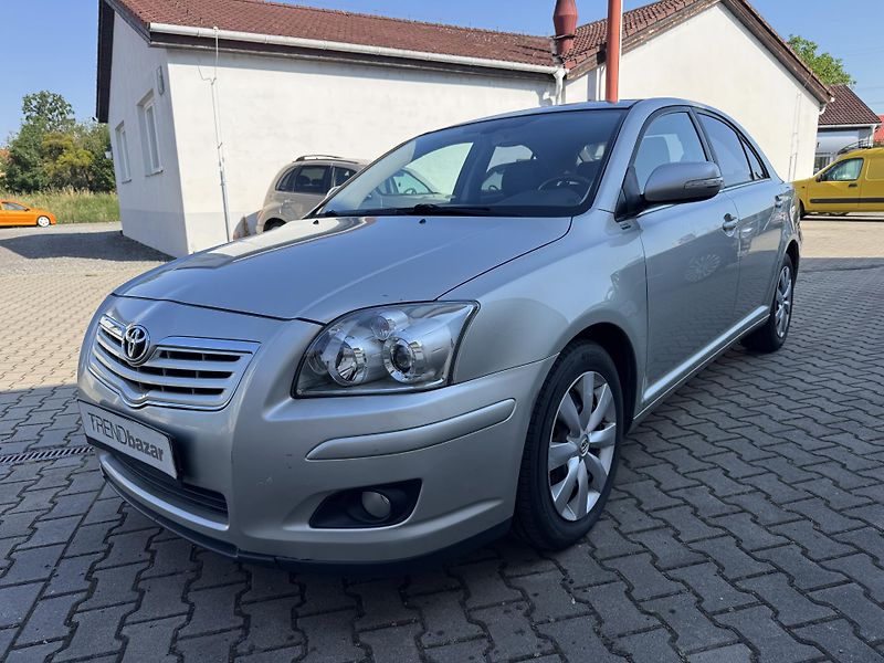 Toyota Avensis 2,0D-4D, ČR, 2.MAJ. - fotka 3 z 15
