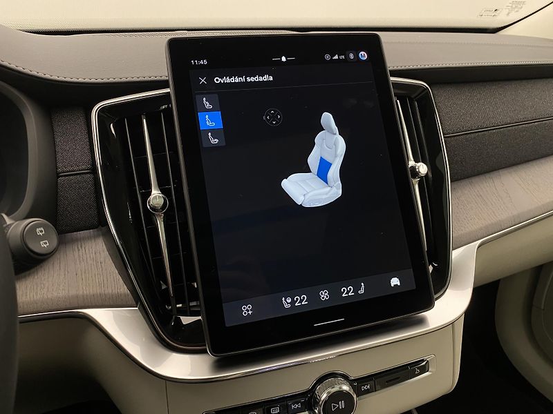 Volvo XC90 (2026) T8 AWD Plug-in BRIGHT PLUS 7m - fotka 66 z 71