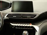 Peugeot 3008 (2021) 1.2 PT, 2.maj,ČR, servis - náhled 9