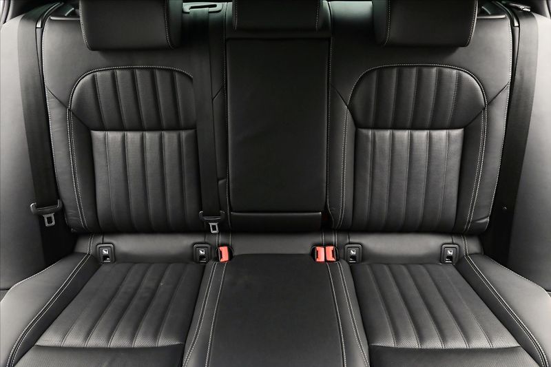 Škoda Superb 2,0 TDI 147 kW DSG L&K 4x4 Zár - fotka 29 z 32
