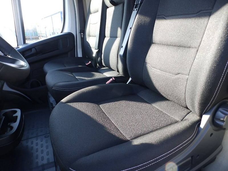 Opel Movano (2026) Van 3500 L2H2 2.2 CDTi - fotka 20 z 30