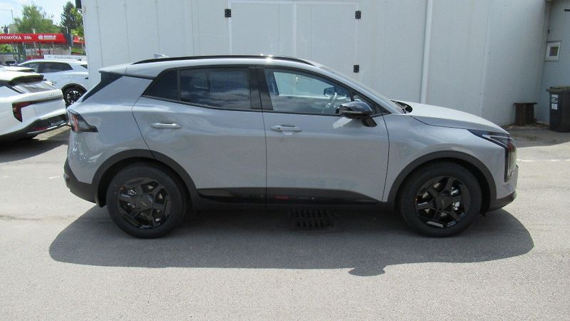 Kia Sportage (2026) NQ5 1,6 T-GDi GPF 4x2 7DCT BLA - fotka 6 z 14