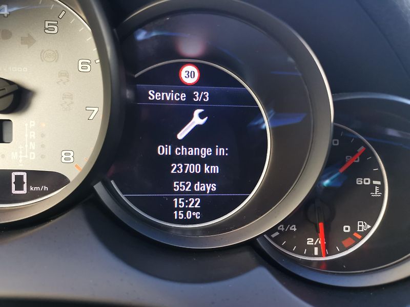Porsche Cayenne (2015) S LED PANO BT 1MAJITEL SERVIS  - fotka 19 z 24