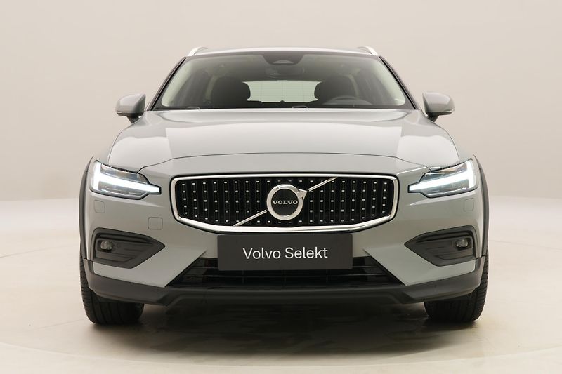 Volvo V60 CC B4 AWD BRIGHT PLUS AUT  - fotka 16 z 59