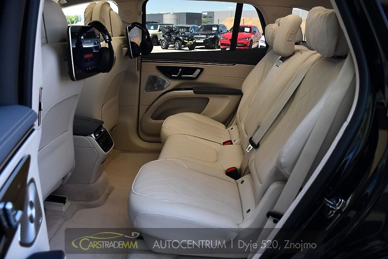 Mercedes-Benz EQS 450 4MATIC AMG HYPERSCREEN - fotka 19 z 63