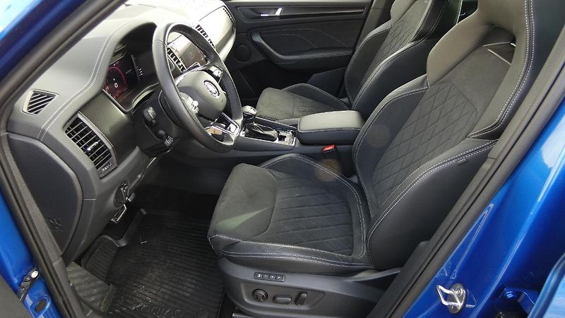 Škoda Kodiaq 2,0 TDI DSG 4x4 Sportline - fotka 19 z 25