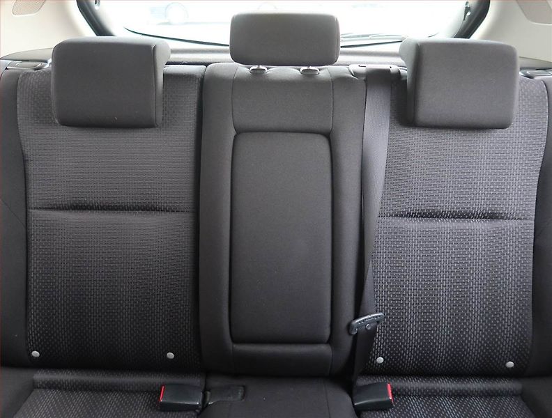 Mazda 3 (2009) 2.0, Navi, Tempomat - fotka 10 z 20