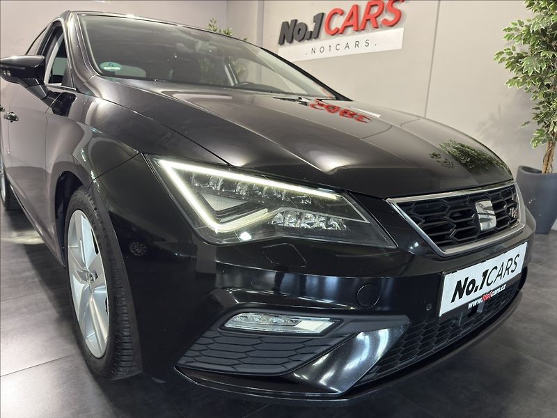 Seat Leon 2,0   TDI FR 110KW VIRTUAL ACC - fotka 38 z 42