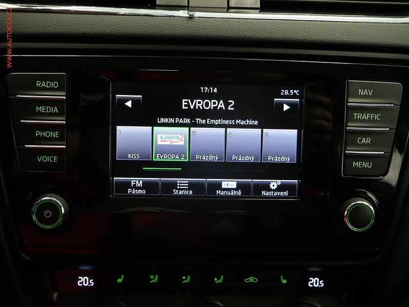Škoda Octavia (2015) 2.0TDi, DSG, AC - fotka 18 z 22