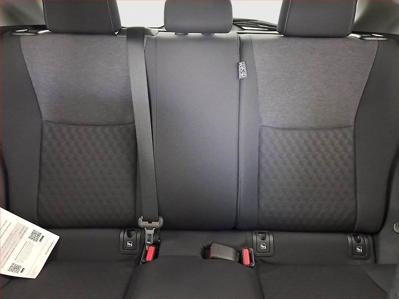 Toyota Yaris (2022) 1.5 VVT-i Hybrid - fotka 10 z 18