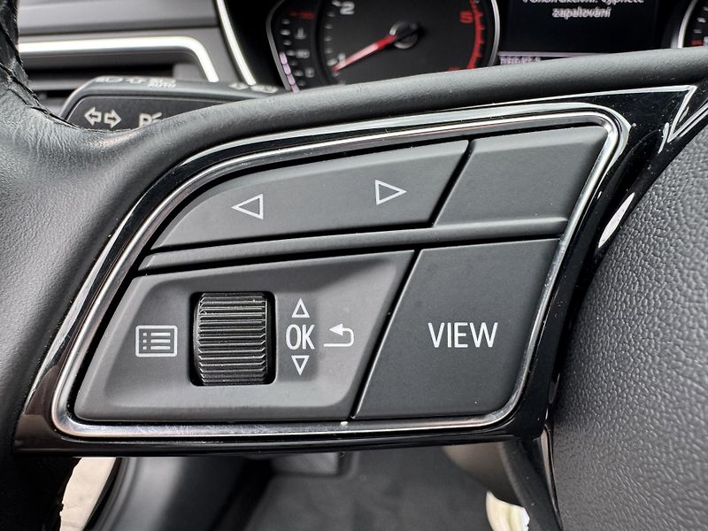 Audi A4 (2022) A4 35TDI, Stronic, Tažné, Led - fotka 30 z 36