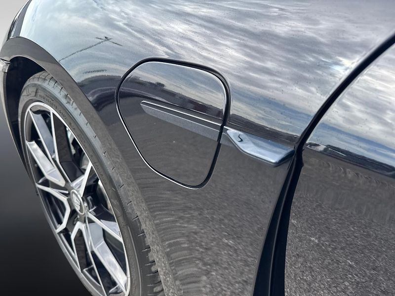 Porsche Taycan Turbo Sport Turismo - fotka 27 z 30