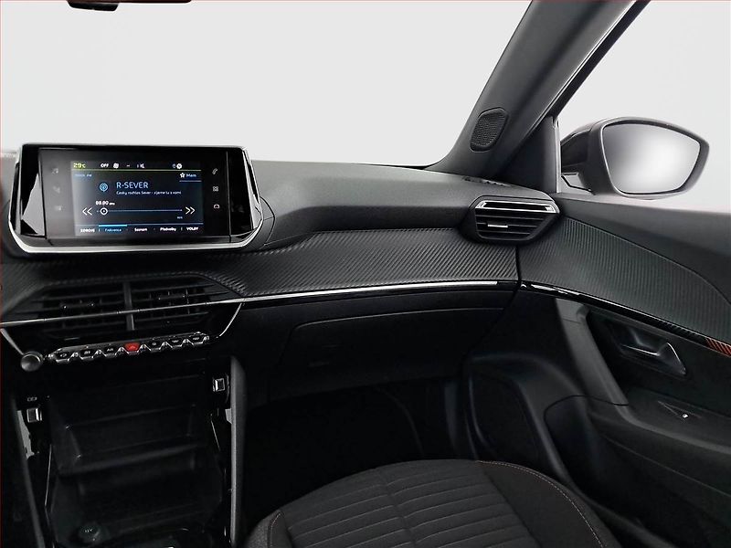 Peugeot 2008 (2023) Active 50 kWh, SoH 100% - fotka 8 z 20