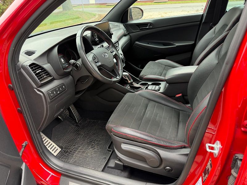 Hyundai Tucson 2,0 CRDi 4WD /N-line/1.maj./ČR - fotka 11 z 37