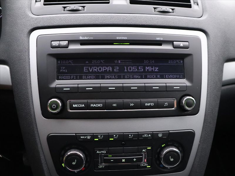 Škoda Octavia 1,4 TSI 90kW Elegance - fotka 17 z 28