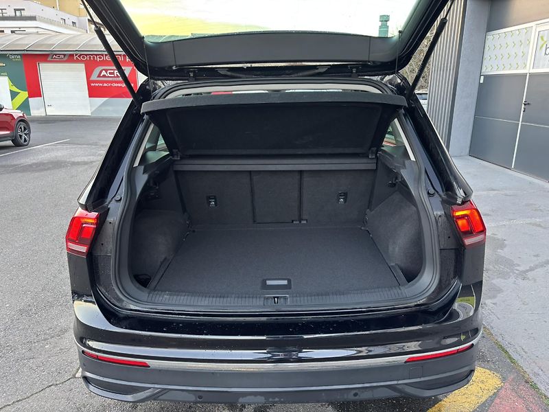 Volkswagen Tiguan (2023) Life 2.0 TDI (110 kW) AUT - fotka 18 z 18