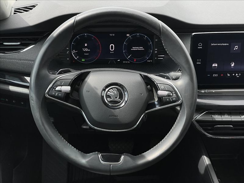 Škoda Octavia 2,0 TDI DSG Combi Style LED - fotka 8 z 24