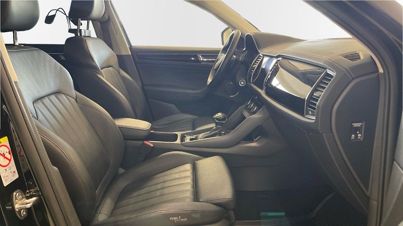 Škoda Kodiaq (2022) Laurin&Klement 2,0TDI 147Kw DS - fotka 15 z 35