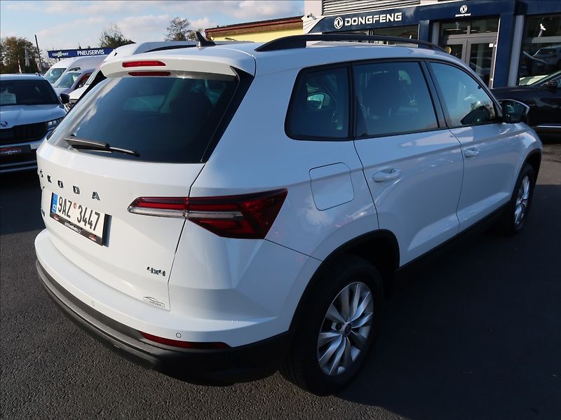 Škoda Karoq 2,0 TDi,110kW,1majČR,4x4,DPH - fotka 3 z 28