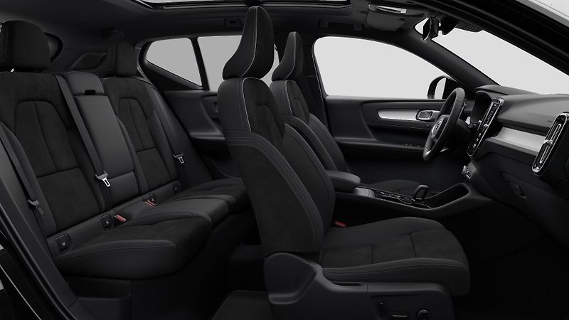 Volvo XC40 (2026) B4 ULTRA DARK AUT - fotka 12 z 13