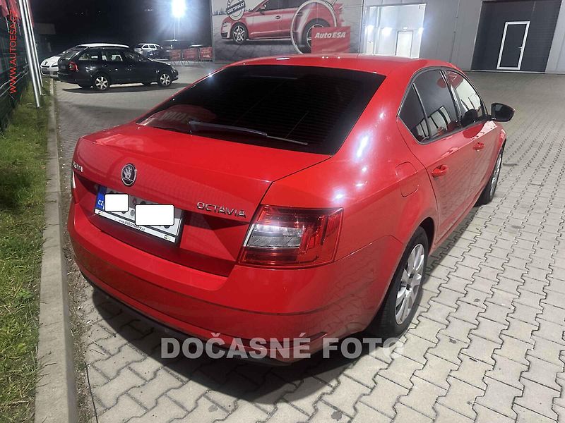 Škoda Octavia (2018) 1.6TDi, 2.maj,ČR, Active - fotka 2 z 3
