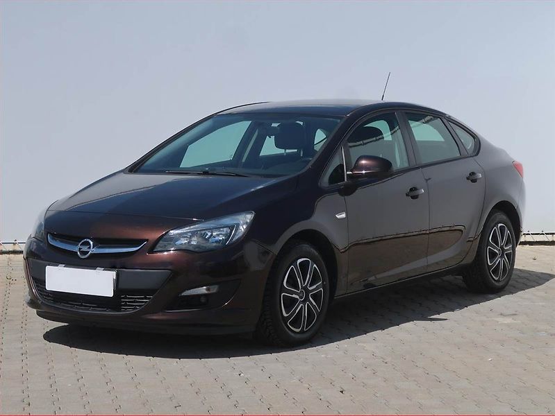 Opel Astra (2016) 1.6 16V, Tempomat - fotka 2 z 14