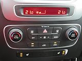 Kia Sorento (2015) 2.2CRDi, 2.maj,ČR, AT - náhled 17