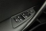 BMW Řada 5 (2017) 520d xDrive, 4X4, Automat - náhled 16