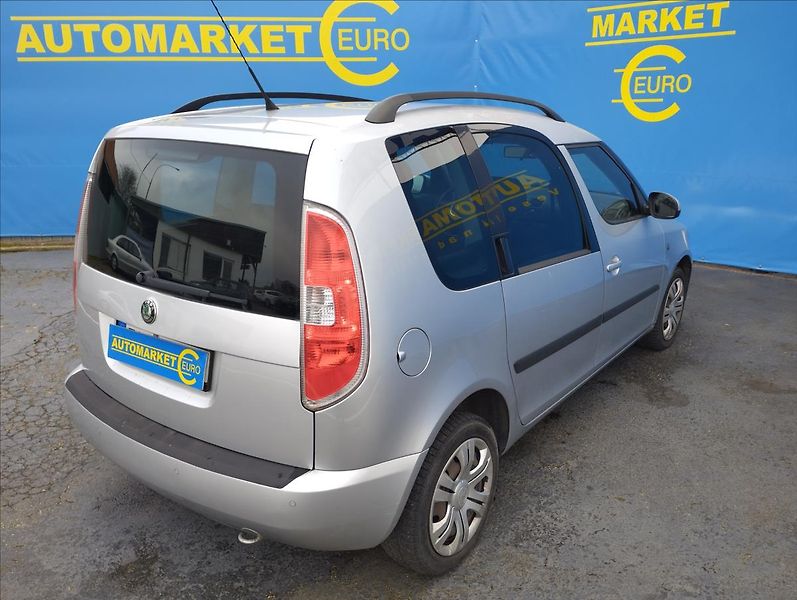 Škoda Roomster 1,2 77KW DSG - fotka 4 z 17