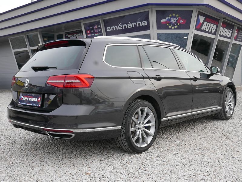 Volkswagen Passat 1,4 TSI GTE REZERVACE - fotka 10 z 44