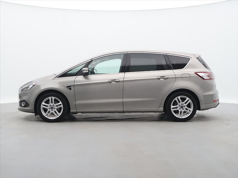 Ford S-MAX 2,0 EcoBoost 177kW Aut. DPH - fotka 4 z 39